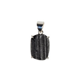 Zilveren hanger toermalijn (zwart) | ovaal ruw gezet 1,7 x 1,2 cm