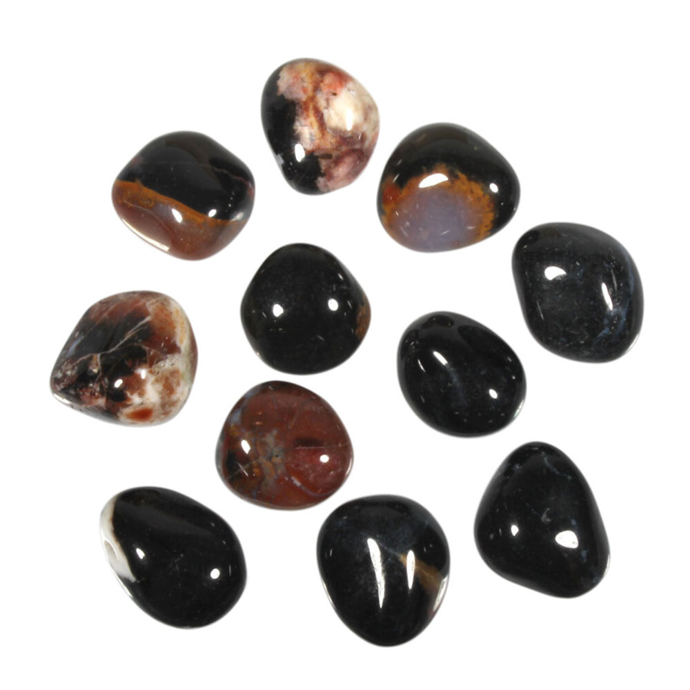 Sardonyx (donker) steen getrommeld 10 - 20 gram Sardonyx (donker) steen getrommeld 10 - 20 gram