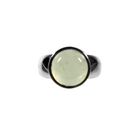 Zilveren ring prehniet maat 18 1/4 | rond 1,2 cm Zilveren ring prehniet maat 18 1/4 | rond 1,2 cm