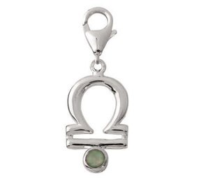 Zilveren bedeltje sterrenbeeld weegschaal met serpentijn Zilveren bedeltje sterrenbeeld weegschaal met serpentijn