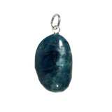 Apatiet (blauw) hanger met zilveren oogje Apatiet (blauw) hanger met zilveren oogje