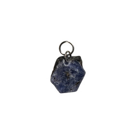 Saffier (blauw) hanger ruw Saffier (blauw) hanger ruw
