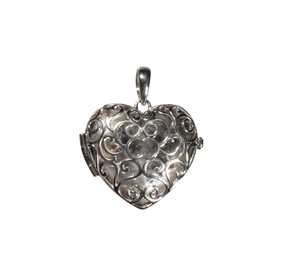 Zilveren medaillon hart opengewerkt Zilveren medaillon hart opengewerkt