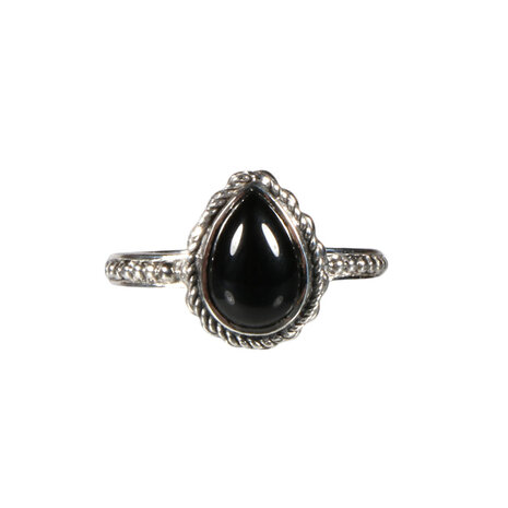 Zilveren ring onyx maat 18 | druppel bewerkte rand Zilveren ring onyx maat 18 | druppel bewerkte rand