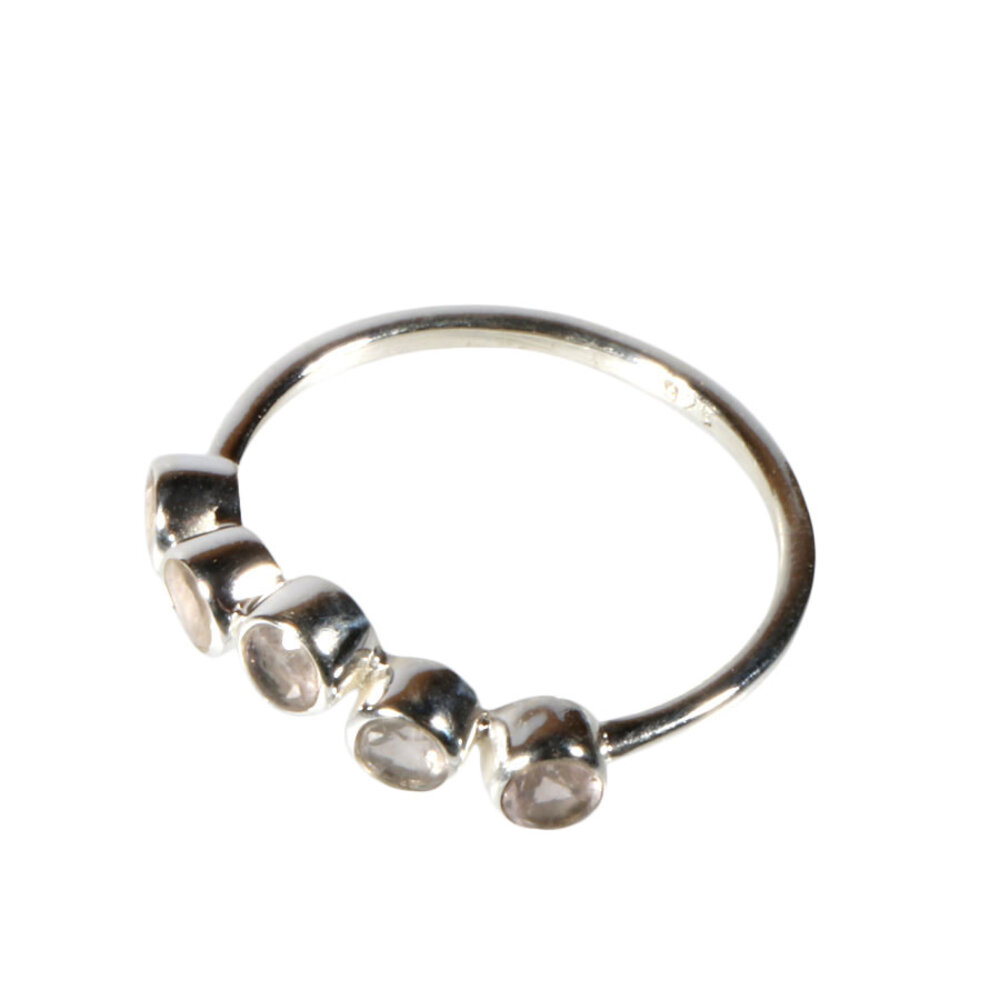 Zilveren ring rozenkwarts maat 17 1/2 | 5 steentjes Zilveren ring rozenkwarts maat 17 1/2 | 5 steentjes