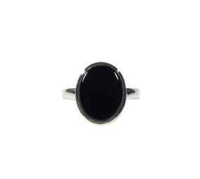 Zilveren ring onyx maat 19 3/4 | ovaal 1,6 x 1,2 cm Zilveren ring onyx maat 19 3/4 | ovaal 1,6 x 1,2 cm