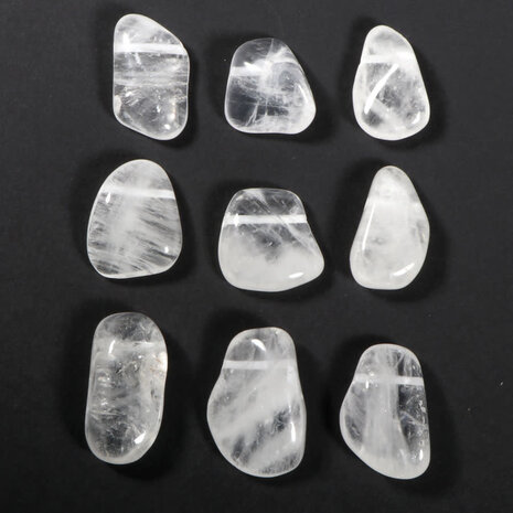 Azeztuliet hanger doorboord Azeztuliet hanger doorboord