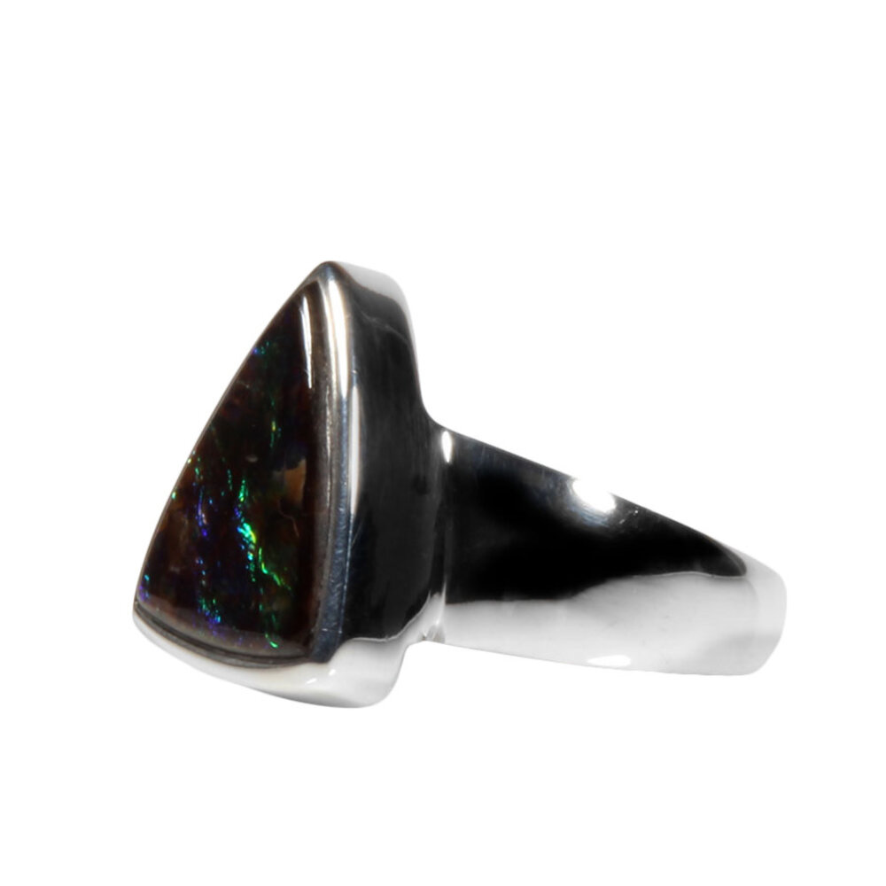 Zilveren ring ammoliet maat 18 1/2 | driehoek  1,5 x 1,3 cm Zilveren ring ammoliet maat 18 1/2 | driehoek  1,5 x 1,3 cm