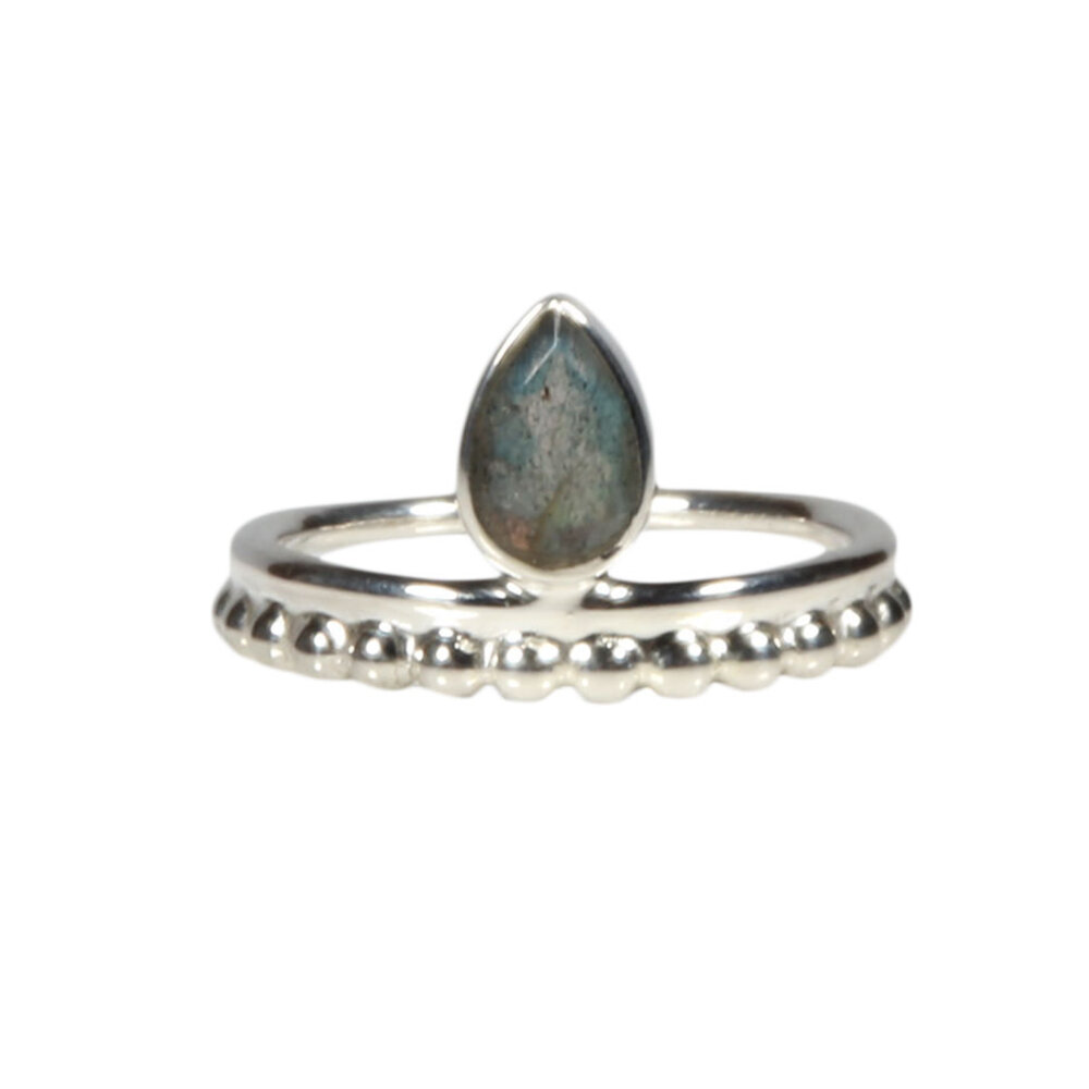 Zilveren ring labradoriet maat 17 | druppel facet bolletjes Zilveren ring labradoriet maat 17 | druppel facet bolletjes