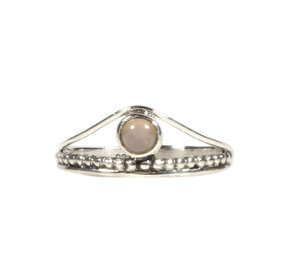 Zilveren ring rozenkwarts maat 18 1/2 | rond boogje Zilveren ring rozenkwarts maat 18 1/2 | rond boogje