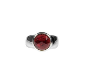 Zilveren ring granaat (rhodoliet) maat 18 1/4 | rond facet 1 cm Zilveren ring granaat (rhodoliet) maat 18 1/4 | rond facet 1 cm