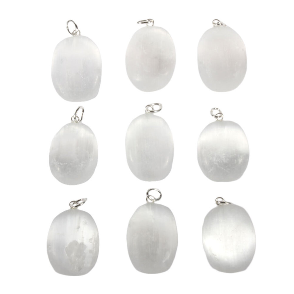 Seleniet hanger ovaal met zilveren oogje Seleniet hanger ovaal met zilveren oogje