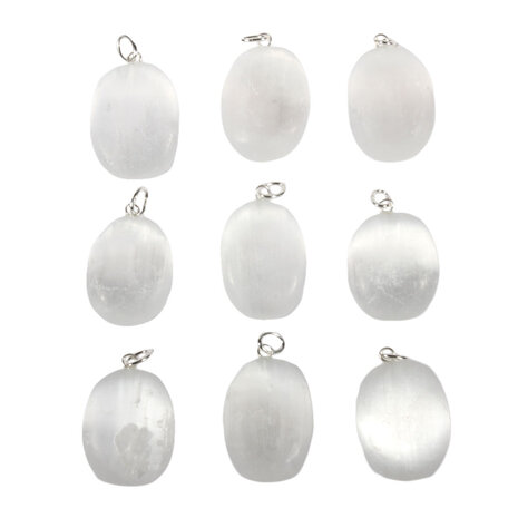 Seleniet hanger ovaal met zilveren oogje Seleniet hanger ovaal met zilveren oogje