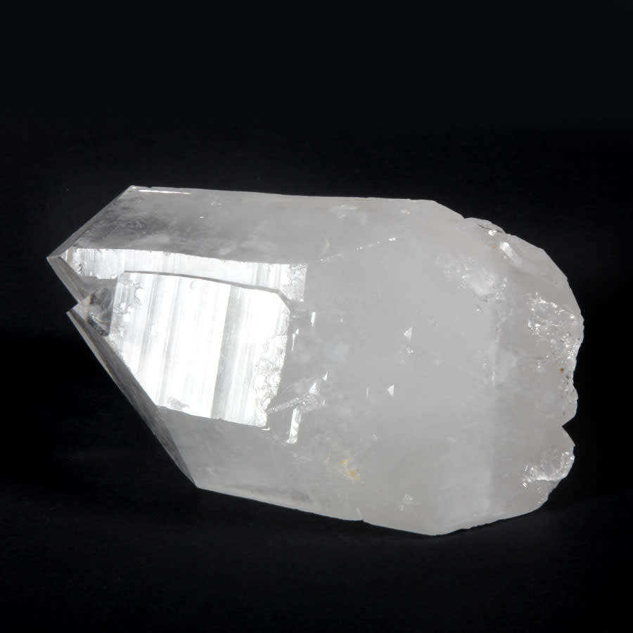 Isis zielsverwant dubbeleinder afstrijkkristal 916 gram