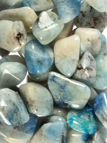 Afghaniet in calciet steen getrommeld 1 - 2 gram Afghaniet in calciet steen getrommeld 1 - 2 gram