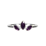 Zilveren ring amethist maat 19 | 3 markies geslepen stenen Zilveren ring amethist maat 19 | 3 markies geslepen stenen