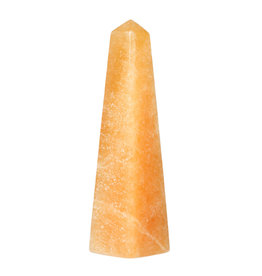 Calciet (oranje) obelisk 13,5 x 3,6 x 3,2 cm | 244 gram