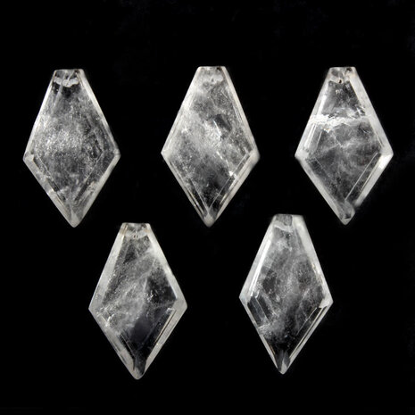 Bergkristal feng shui raamkristal | ruit gefacetteerd Bergkristal feng shui raamkristal | ruit gefacetteerd