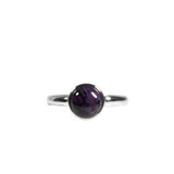 Zilveren ring sugiliet maat 18 1/2 | rond 8 mm Zilveren ring sugiliet maat 18 1/2 | rond 8 mm