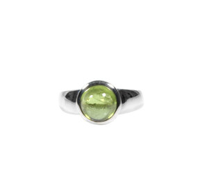 Zilveren ring peridoot maat 18 | rond 9 mm Zilveren ring peridoot maat 18 | rond 9 mm