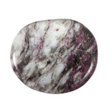 Rubelliet (rode toermalijn) in matrix steen plat gepolijst Rubelliet (rode toermalijn) in matrix steen plat gepolijst