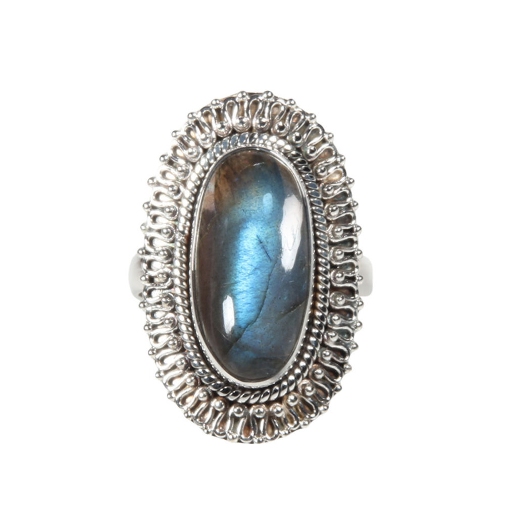 Zilveren ring labradoriet maat 18 | ovaal grote rand Zilveren ring labradoriet maat 18 | ovaal grote rand