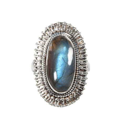 Zilveren ring labradoriet maat 18 | ovaal grote rand Zilveren ring labradoriet maat 18 | ovaal grote rand