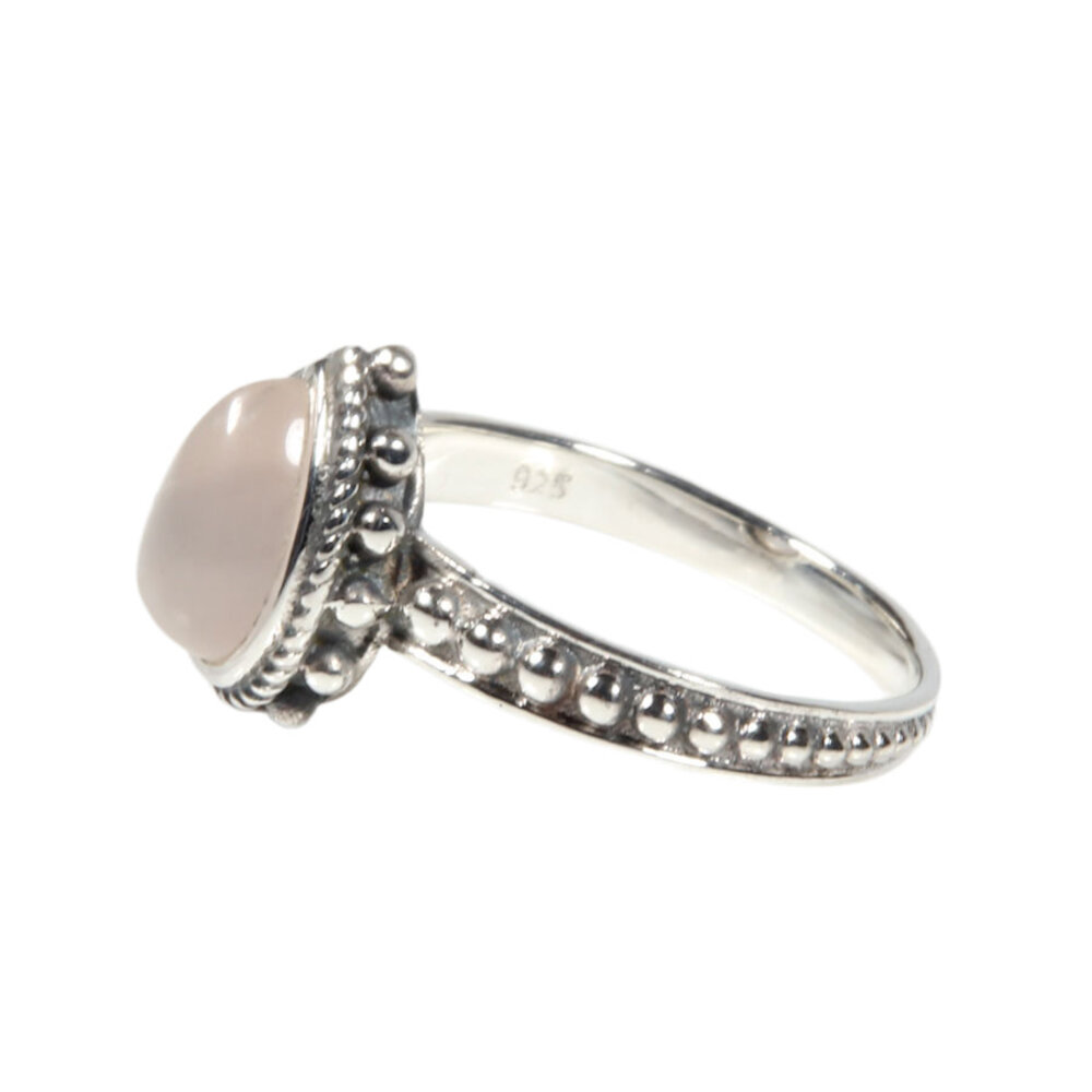 Zilveren ring rozenkwarts maat 18 1/2 | druppel bewerkte rand Zilveren ring rozenkwarts maat 18 1/2 | druppel bewerkte rand