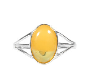 Zilveren ring barnsteen maat 19 1/2 | ovaal 1,2 x 0,8 cm Zilveren ring barnsteen maat 19 1/2 | ovaal 1,2 x 0,8 cm