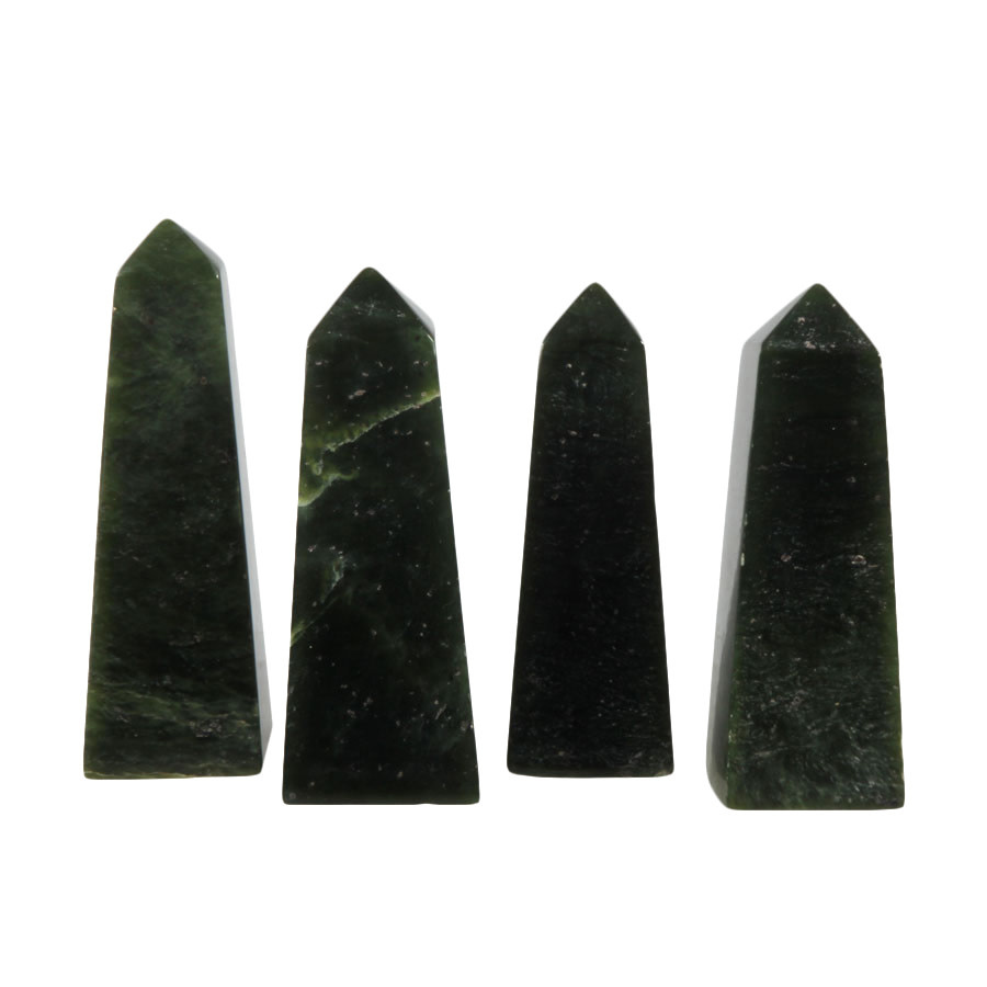 Jade obelisk 7,5 - 8,5 cm