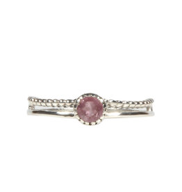 Zilveren ring toermalijn (roze) maat 17 | dubbele rand rond facet