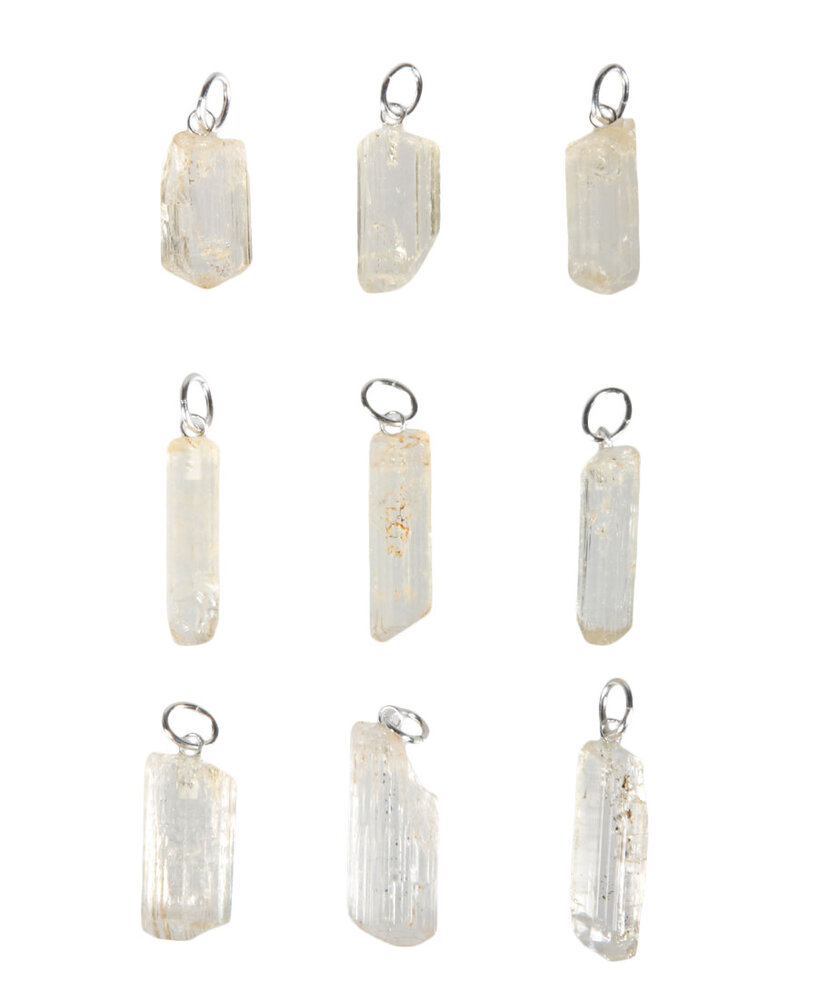 Scapoliet (geel) hanger kristal met zilveren oogje