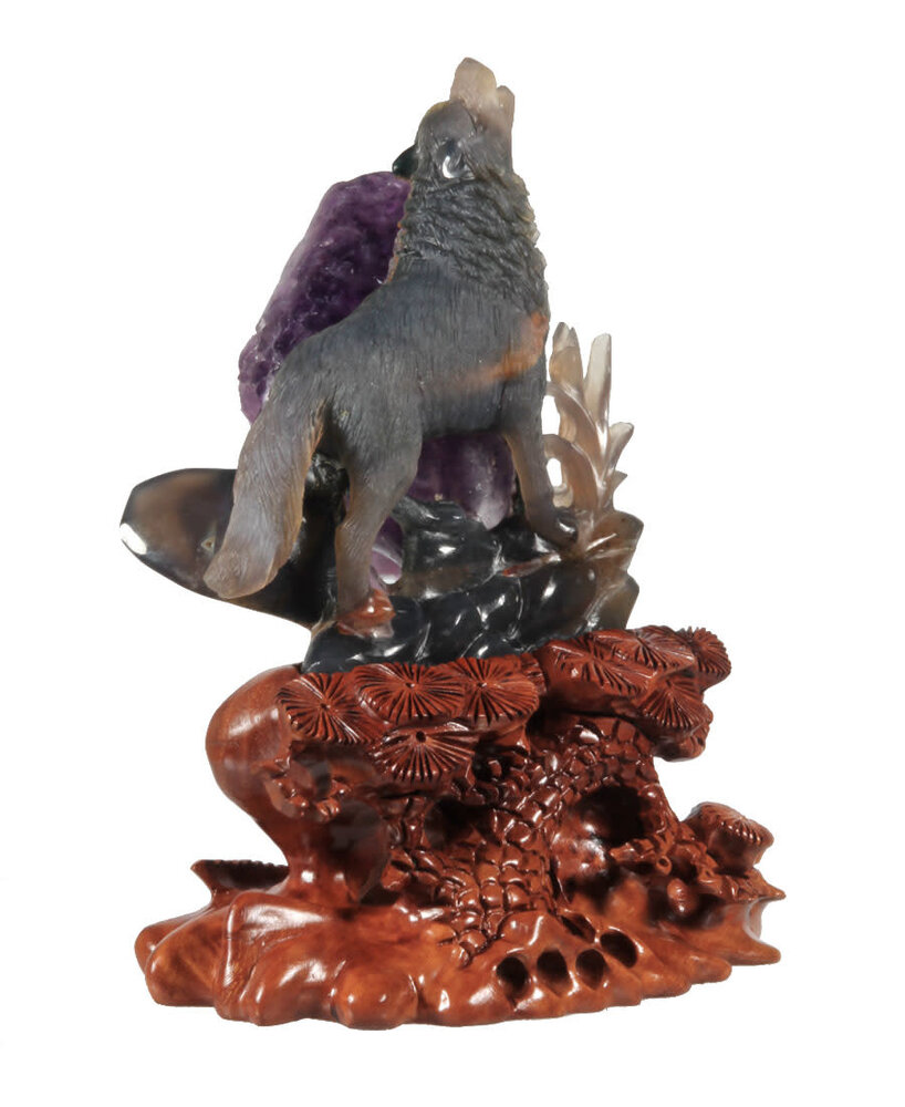 Agaat wolf met amethist cluster 14 x 11,5 x 5,5 cm / 683 gram | op houten standaard