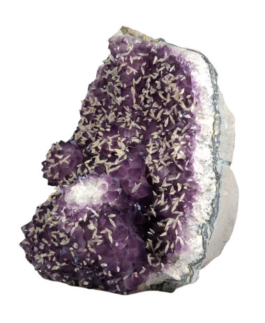 Amethist cluster met calciet (hondentand) staand 27,5 x 23 x 17 cm | 10650 gram Amethist cluster met calciet (hondentand) staand 27,5 x 23 x 17 cm | 10650 gram