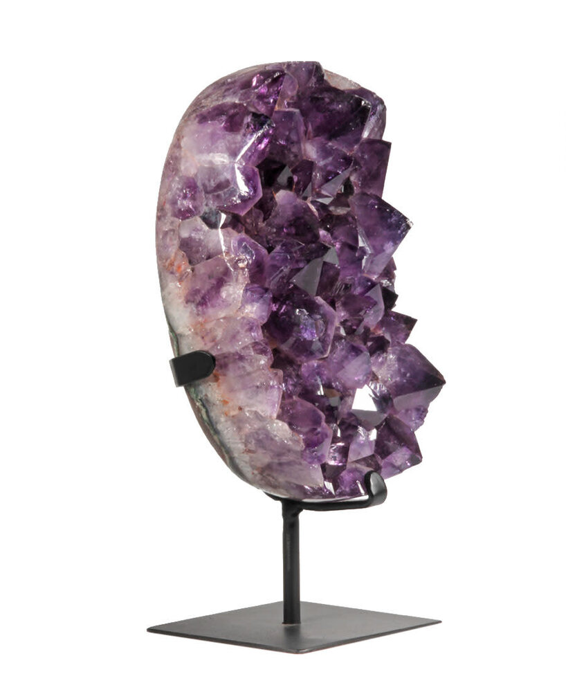 Amethist cluster 23 x 14 x 9,5 cm / 6080 gram | op standaard Amethist cluster 23 x 14 x 9,5 cm / 6080 gram | op standaard