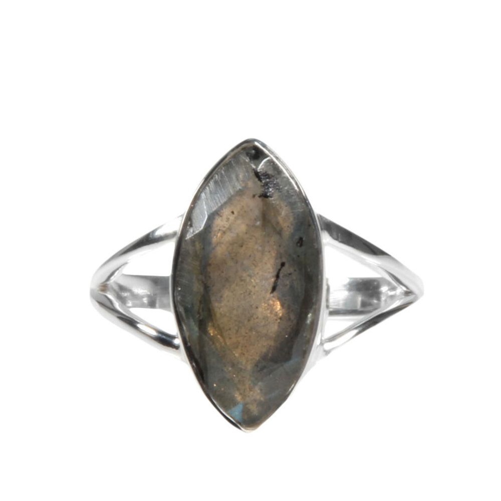 Zilveren ring labradoriet maat 18 | markies facet 1,6 x 0,8 cm Zilveren ring labradoriet maat 18 | markies facet 1,6 x 0,8 cm