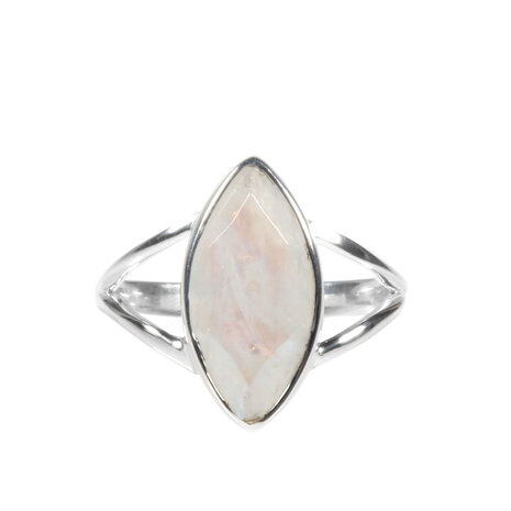 Zilveren ring maansteen (regenboog) maat 17 1/2 | markies facet 1,6 x 0,8 cm Zilveren ring maansteen (regenboog) maat 17 1/2 | markies facet 1,6 x 0,8 cm