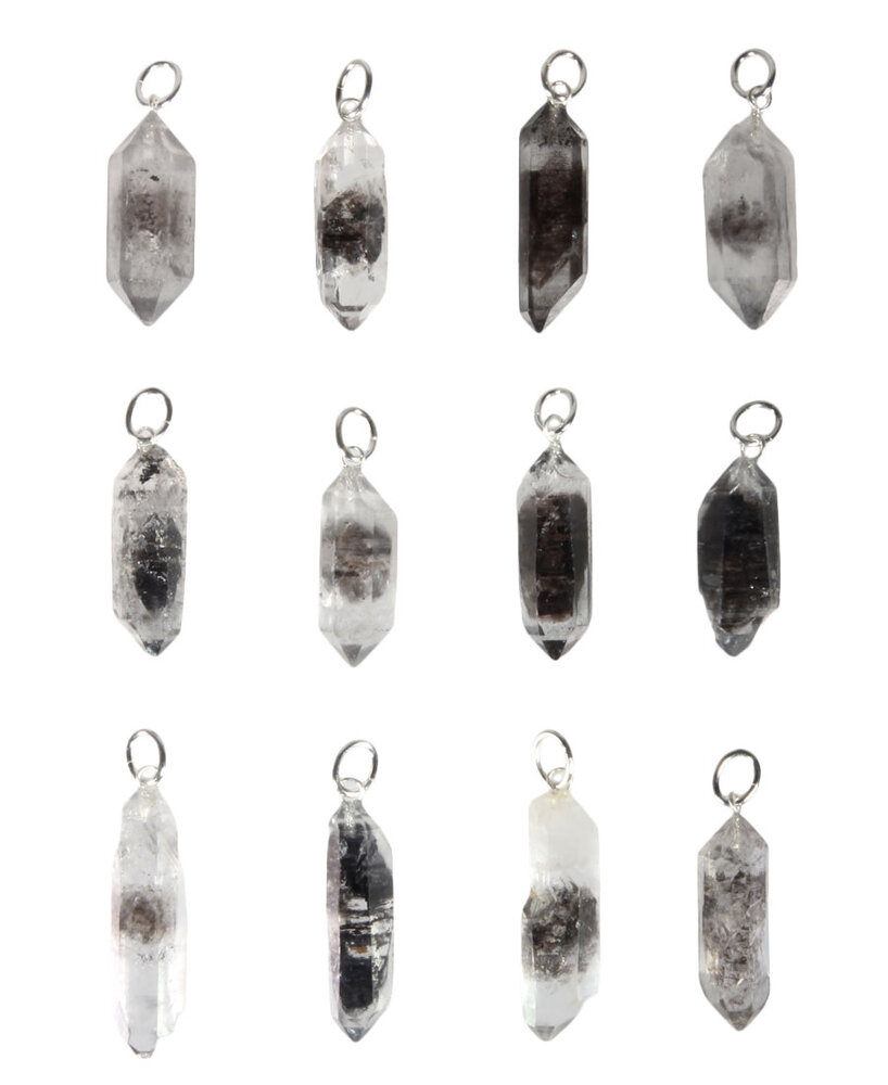 Tibetaanse zwarte kwarts hanger kristal met zilveren oogje Tibetaanse zwarte kwarts hanger kristal met zilveren oogje