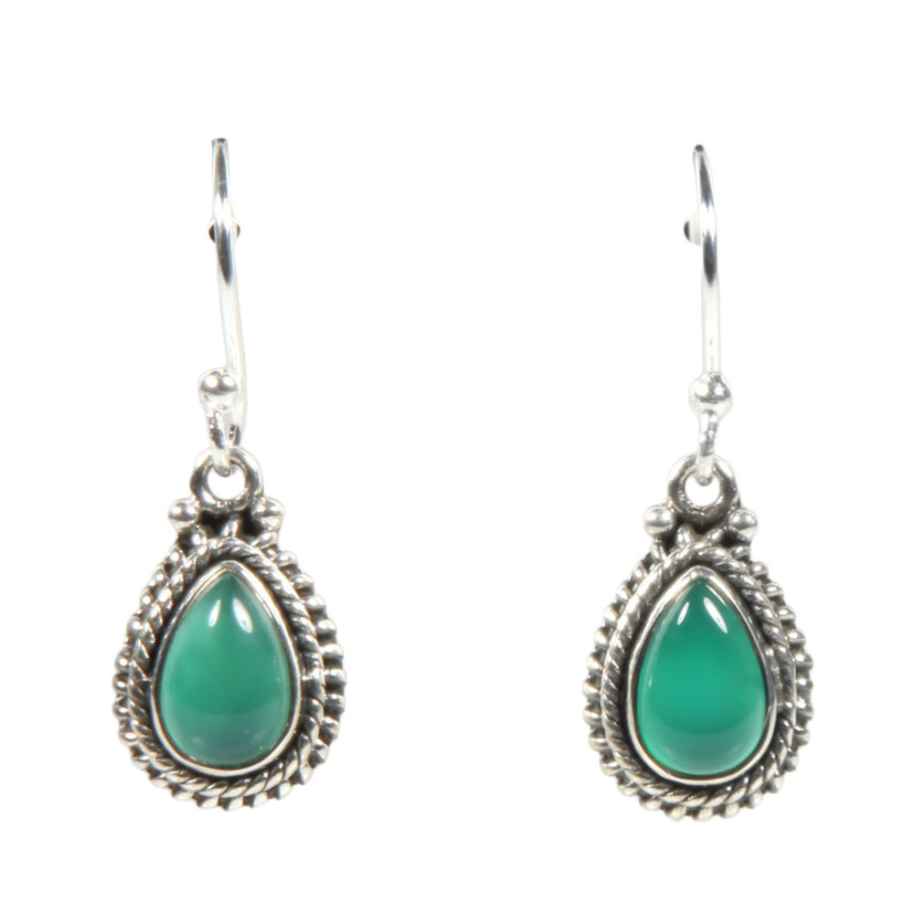 Zilveren oorbellen onyx (groen) | druppel ribbelrand Zilveren oorbellen onyx (groen) | druppel ribbelrand