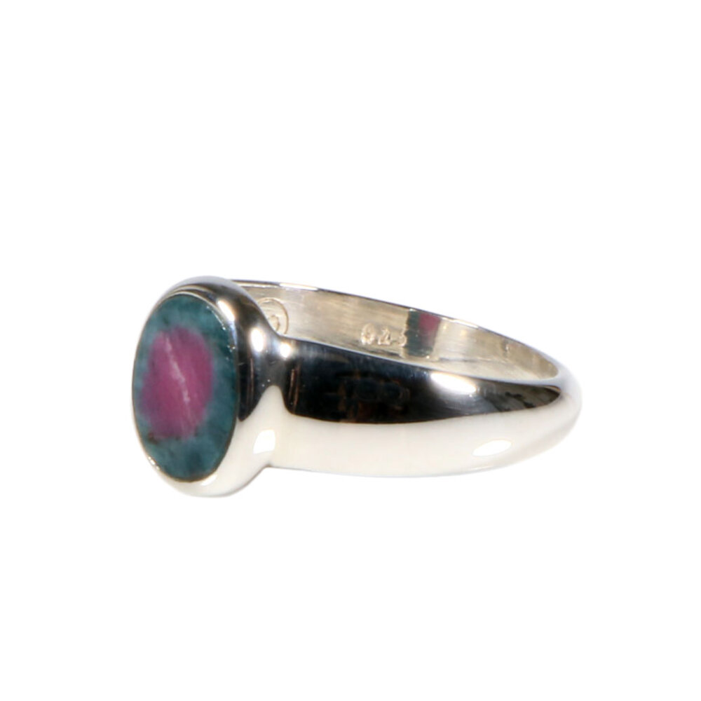 Zilveren ring robijn in kyaniet maat 18 | ovaal 0,8 x 0,7 cm Zilveren ring robijn in kyaniet maat 18 | ovaal 0,8 x 0,7 cm