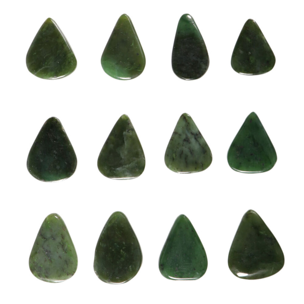 Jade hanger doorboord Jade hanger doorboord