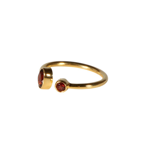 Gold filled ring granaat maat 18 (licht verstelbaar) | 2 facet stenen Gold filled ring granaat maat 18 (licht verstelbaar) | 2 facet stenen