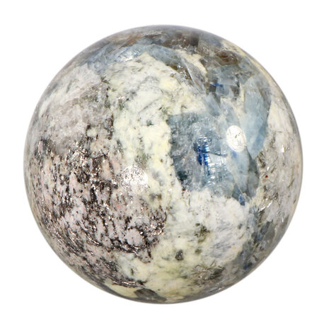 Kyaniet met granaat in matrix bol 68 mm | 543 gram