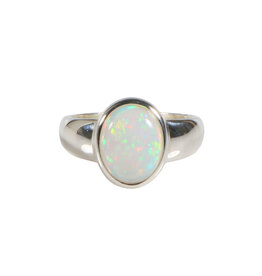 Zilveren ring opaal (edel) maat 18 | ovaal 1,2 x 0,9 cm