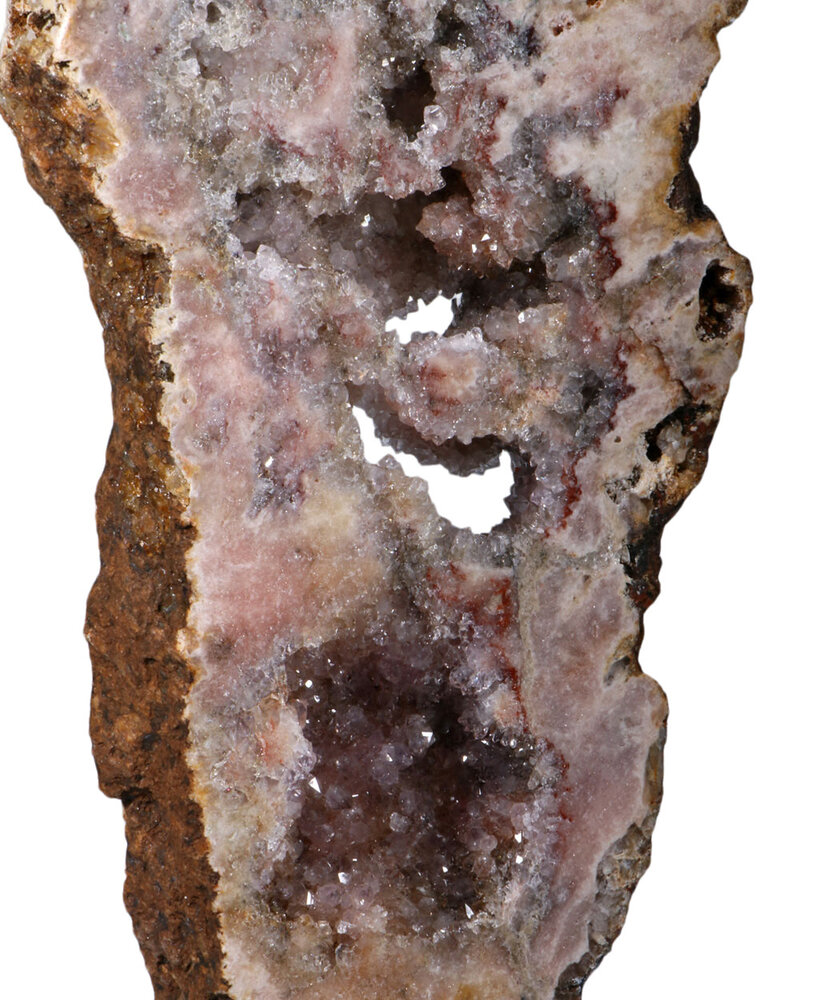 Amethist (roze) op standaard 37 x 18 x 3 cm | 3421 gram Amethist (roze) op standaard 37 x 18 x 3 cm | 3421 gram