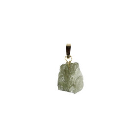 Moldaviet hanger ruw met 14k gouden oogje | 0,3 - 0,7 gram Moldaviet hanger ruw met 14k gouden oogje | 0,3 - 0,7 gram
