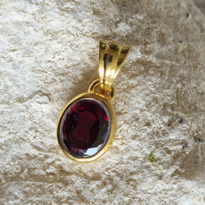 Gouden hangers Gouden hangers