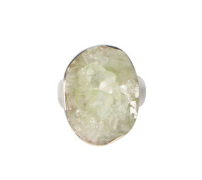 Zilveren ring apofylliet (groen) maat 18 | ruw 2,3 x 1,8 cm Zilveren ring apofylliet (groen) maat 18 | ruw 2,3 x 1,8 cm