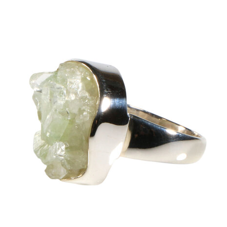 Zilveren ring apofylliet (groen) maat 19 1/2 | ruw 2,1 x 1,8 cm Zilveren ring apofylliet (groen) maat 19 1/2 | ruw 2,1 x 1,8 cm
