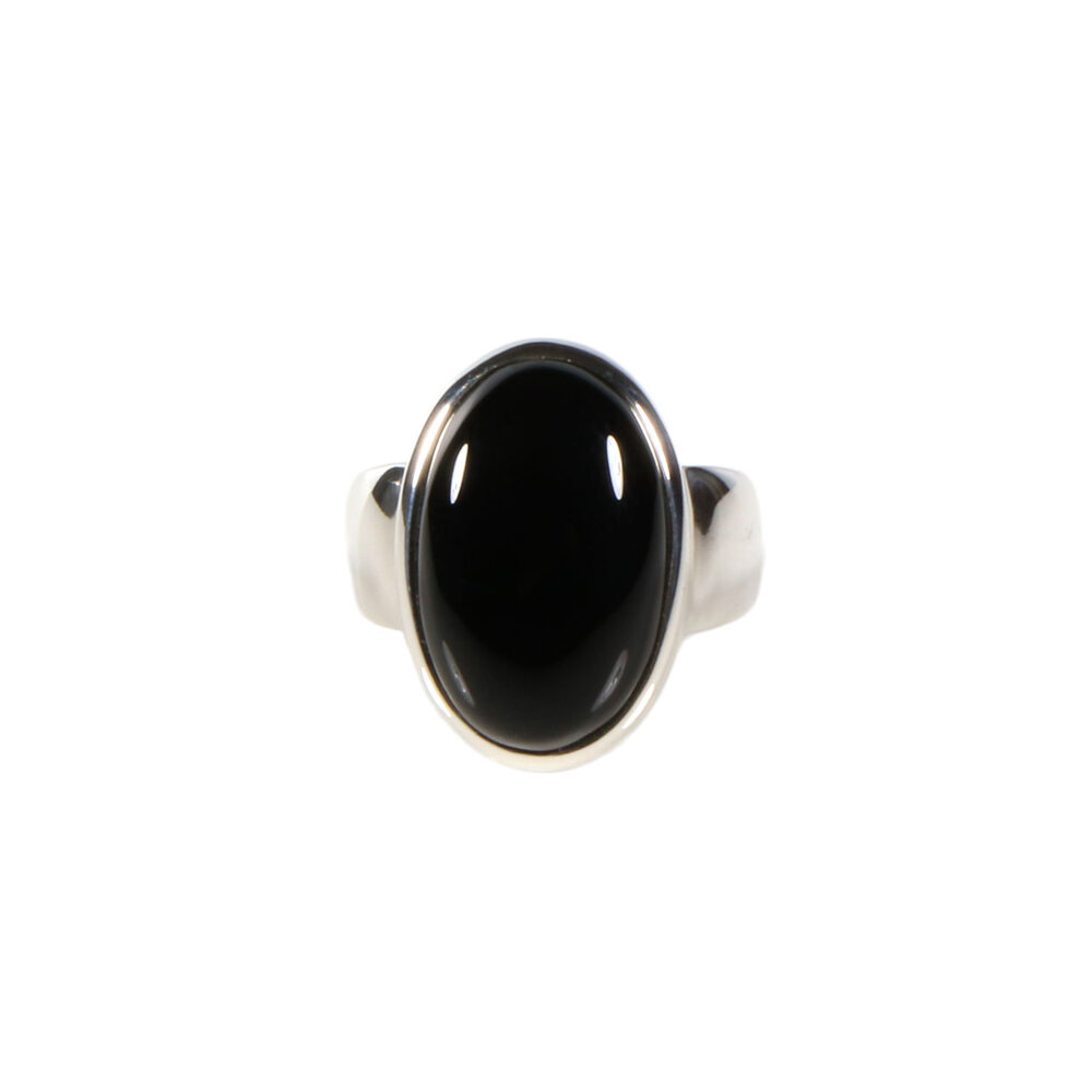 Zilveren ring onyx maat 17 | ovaal 1,8 x 1,1 cm